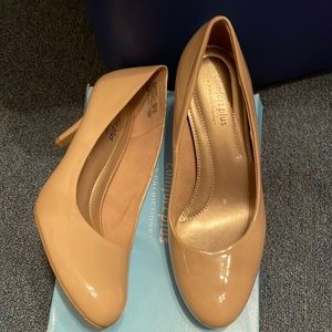 Nude Comfort Plus Heels